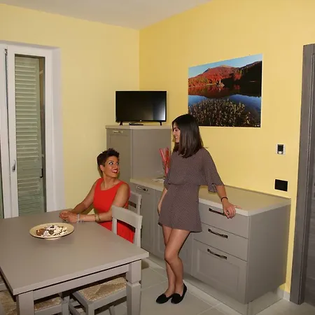 Castelnovo Aparthotel 4*