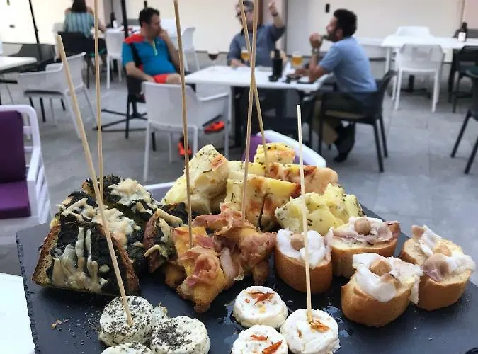 Castelnovo 4* Castelnovo ne' Monti