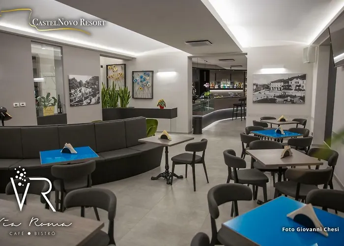 Castelnovo Aparthotel 4*